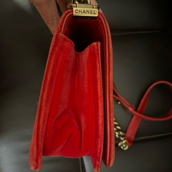 CHANEL Matrasse Boy Plaid Bag - Picture 10 of 10